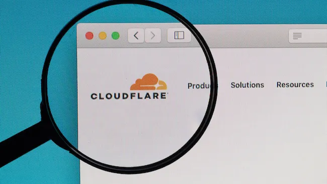 M&ecirc; cung AI: C&ocirc;ng cụ mới của Cloudflare đ&aacute;nh lừa c&aacute;c m&aacute;y t&igrave;m kiếm AI bằng c&aacute;c trang web giả