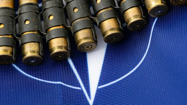 NATO K&yacute; Hợp Đồng với Palantir cho Hệ Thống AI Hỗ Trợ C&aacute;c Hoạt Động Tr&ecirc;n Chiến Trường
