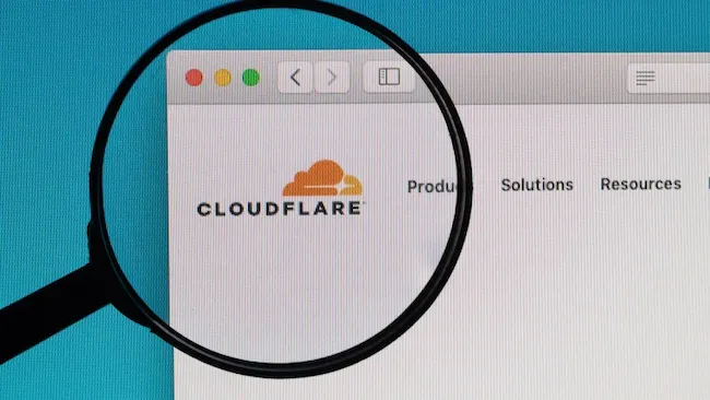 Cloudflare Cho Ph&eacute;p C&aacute;c Trang Web T&iacute;nh Ph&iacute; C&aacute;c Bot AI Với &lsquo;Thanh To&aacute;n Theo Lượt Crawl&rsquo;