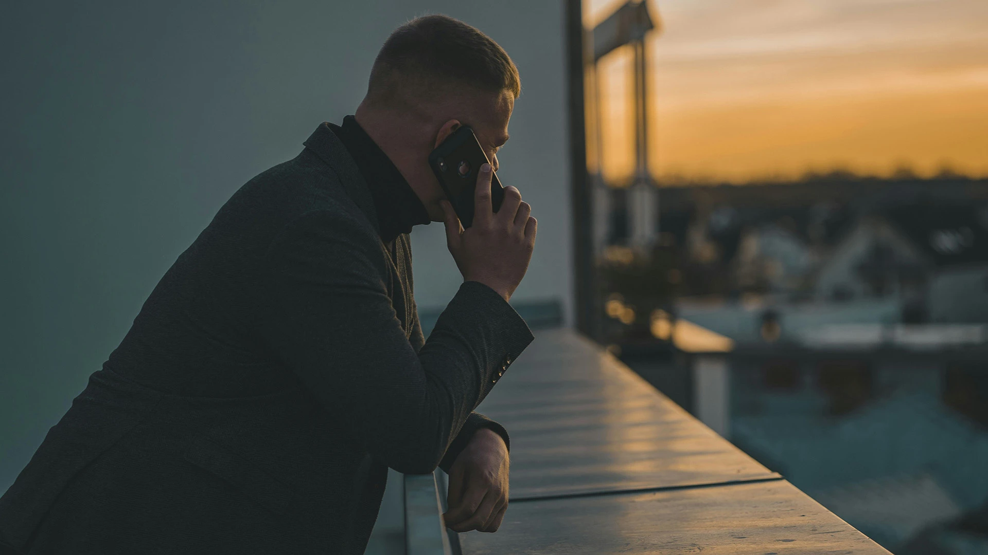 Nga Hạn Chế Cuộc Gọi Thông Qua WhatsApp Và Telegram